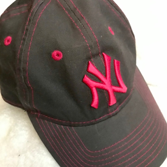 women's new york yankees hat